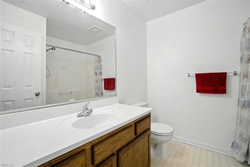 Photo 15 of 19 residential for sale in Chesapeake virginia Photo 15 of 19 residential for sale in Chesapeake virginia