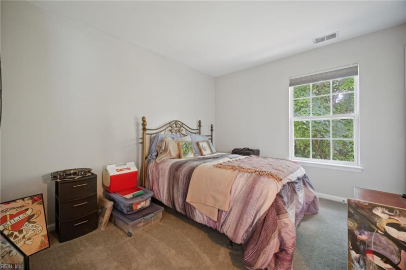 Photo 19 of 39 residential for sale in Chesapeake virginia