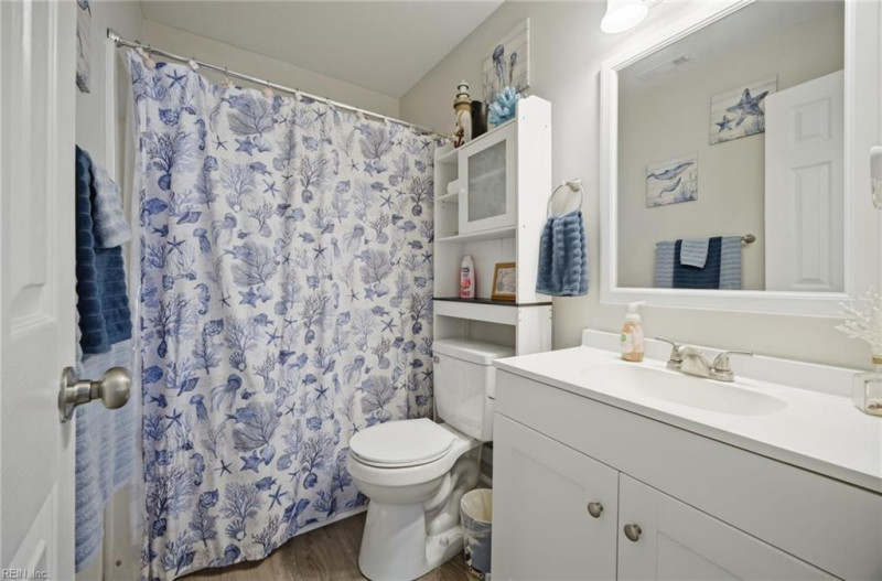 Photo 24 of 39 residential for sale in Chesapeake virginia