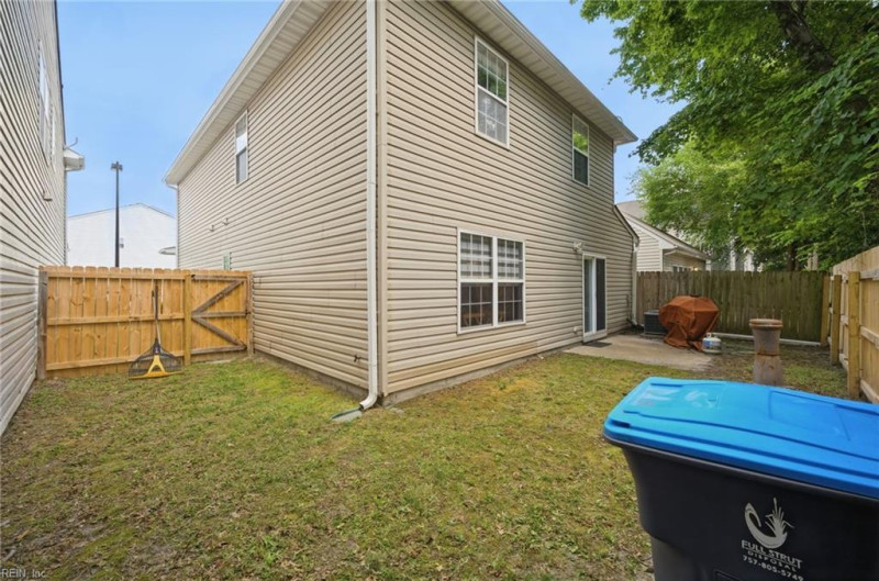 Photo 27 of 39 residential for sale in Chesapeake virginia