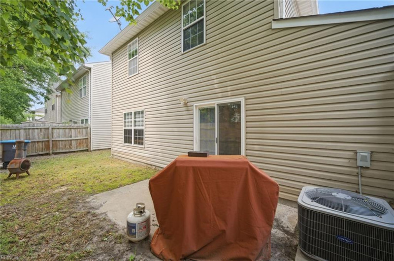 Photo 28 of 39 residential for sale in Chesapeake virginia
