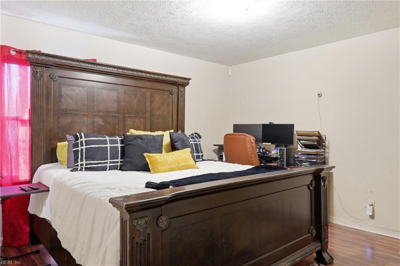 Photo 9 of 20 residential for sale in Newport News virginia