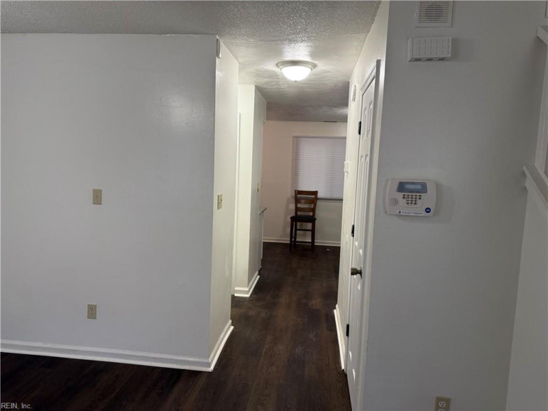 Photo 3 of 16 residential for sale in Norfolk virginia Photo 3 of 16 residential for sale in Norfolk virginia