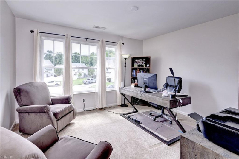 Photo 19 of 34 residential for sale in Newport News virginia