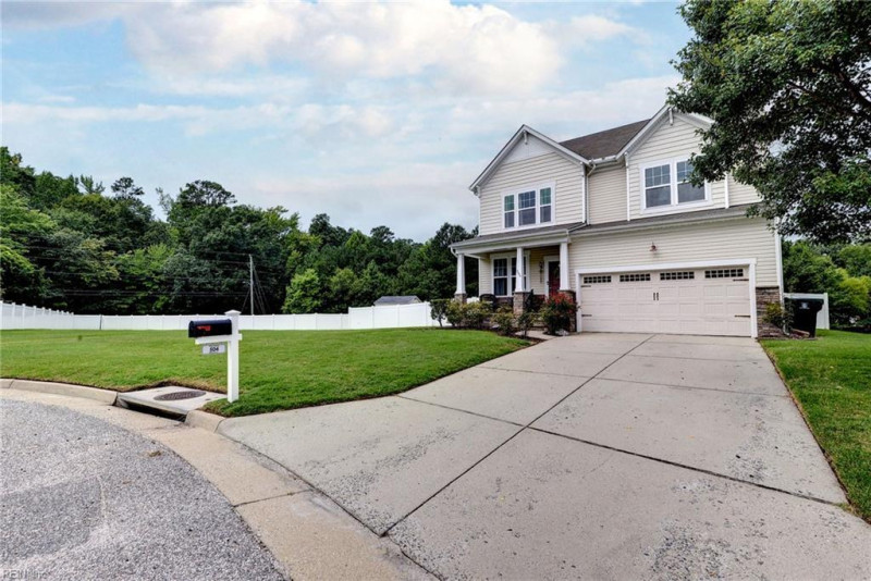 Photo 2 of 34 residential for sale in Newport News virginia