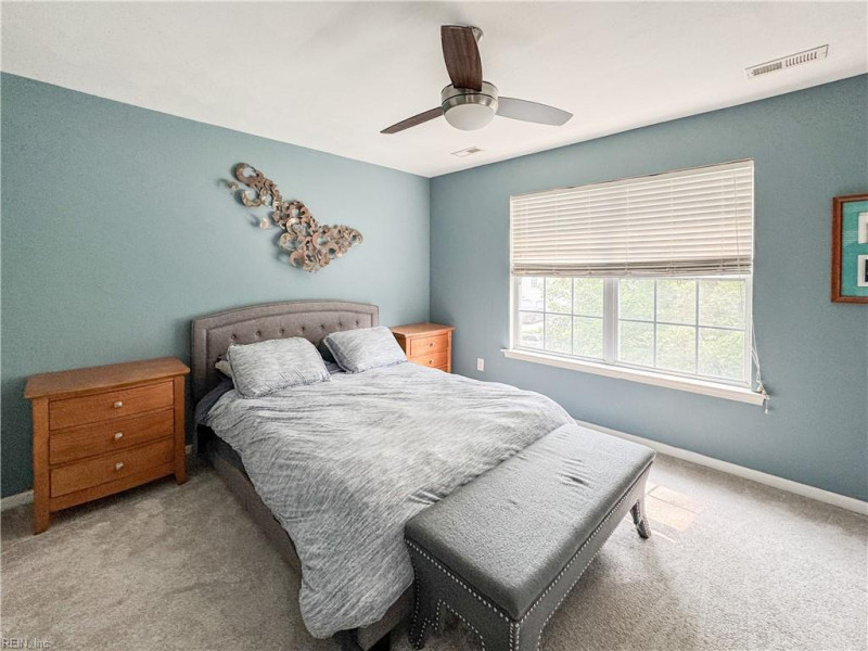 Photo 34 of 44 residential for sale in Chesapeake virginia