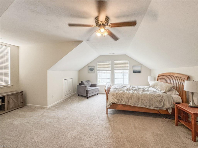Photo 35 of 44 residential for sale in Chesapeake virginia