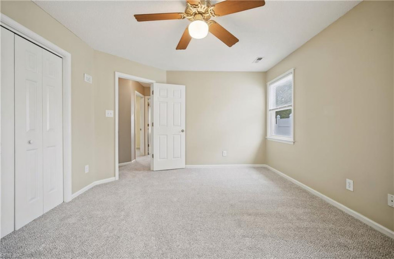 Photo 16 of 32 residential for sale in Virginia Beach virginia