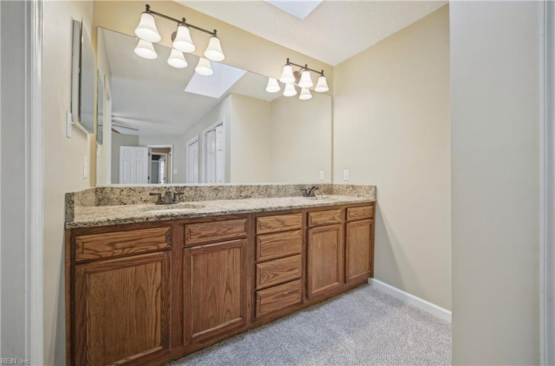 Photo 19 of 32 residential for sale in Virginia Beach virginia