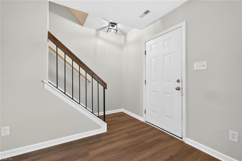 Photo 14 of 50 residential for sale in Hampton virginia Photo 14 of 50 residential for sale in Hampton virginia