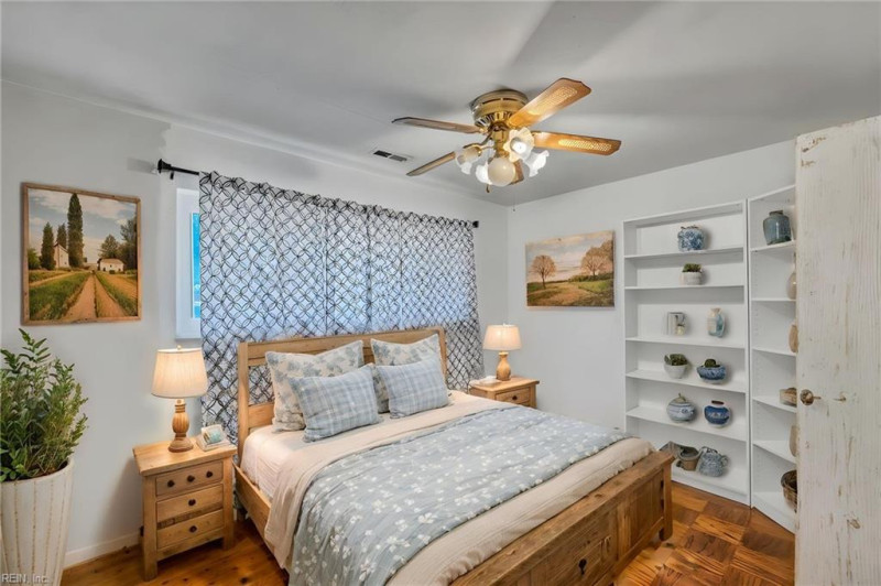 Photo 27 of 36 residential for sale in Norfolk virginia
