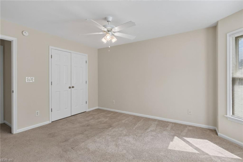 Photo 21 of 31 residential for sale in Chesapeake virginia