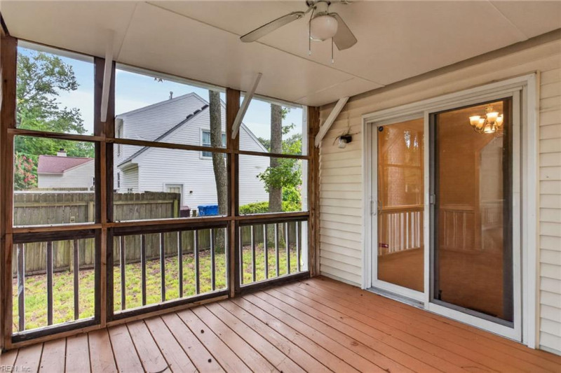 Photo 28 of 31 residential for sale in Chesapeake virginia