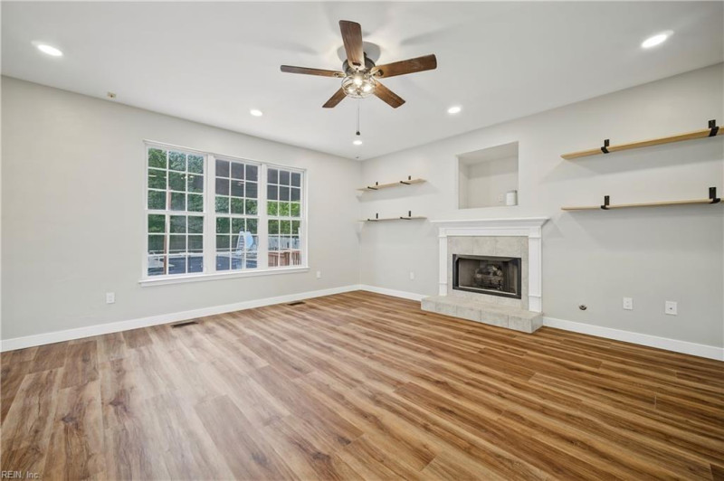 Photo 15 of 50 residential for sale in Chesapeake virginia Photo 15 of 50 residential for sale in Chesapeake virginia