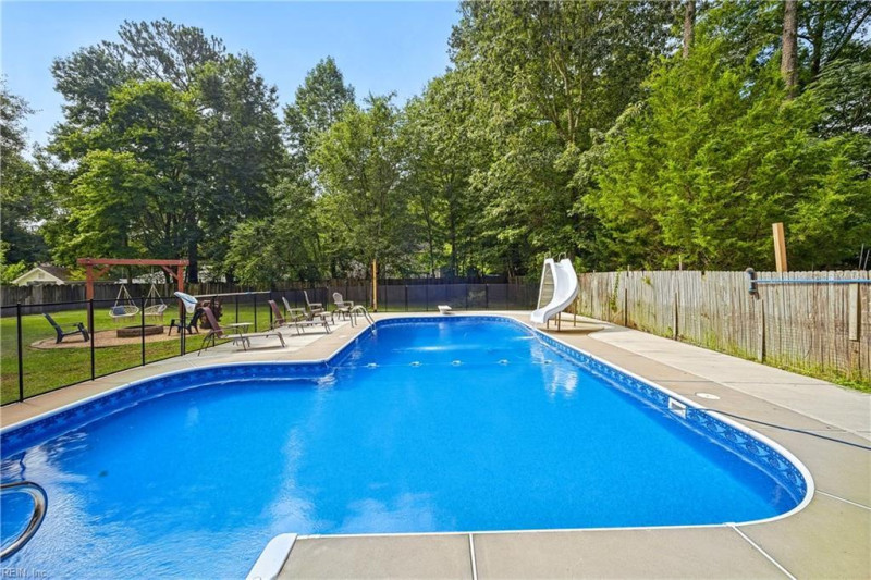 Photo 34 of 50 residential for sale in Chesapeake virginia Photo 34 of 50 residential for sale in Chesapeake virginia