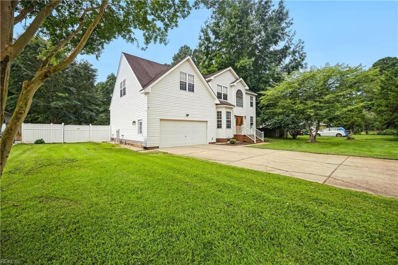 Photo 38 of 50 residential for sale in Chesapeake virginia Photo 38 of 50 residential for sale in Chesapeake virginia