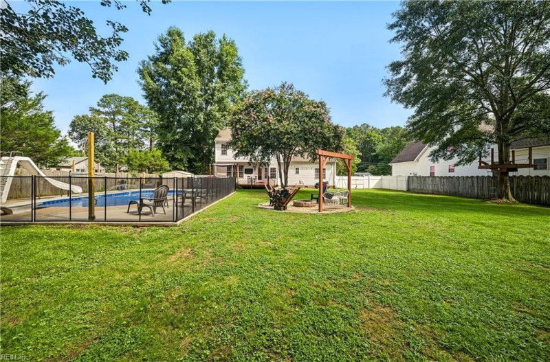 Photo 4 of 50 residential for sale in Chesapeake virginia Photo 4 of 50 residential for sale in Chesapeake virginia
