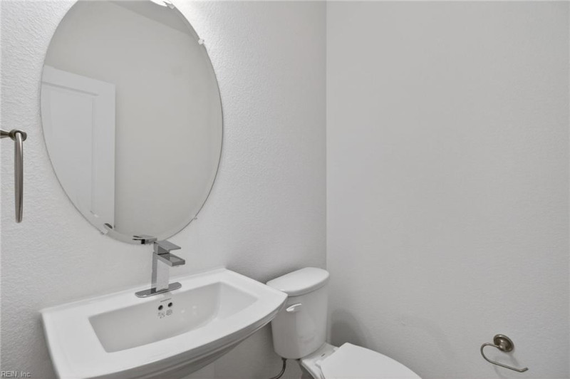 Photo 6 of 33 residential for sale in Virginia Beach virginia