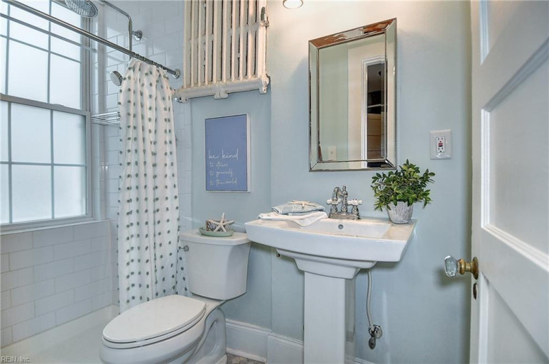 Photo 19 of 30 residential for sale in Norfolk virginia
