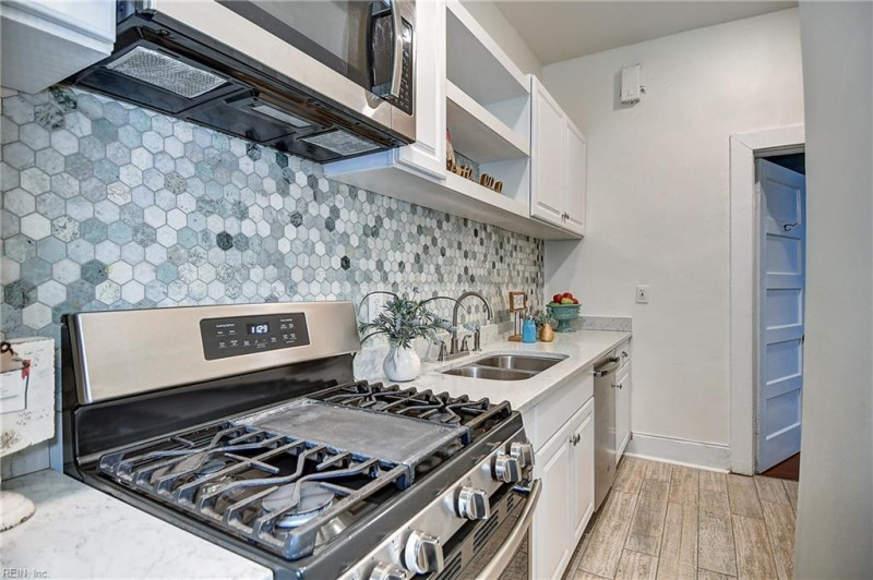 Photo 25 of 30 residential for sale in Norfolk virginia