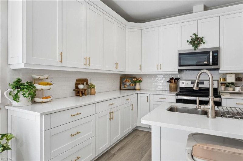 Photo 19 of 47 residential for sale in Poquoson virginia
