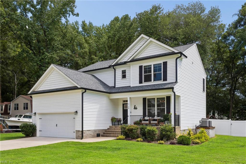 Photo 5 of 47 residential for sale in Poquoson virginia