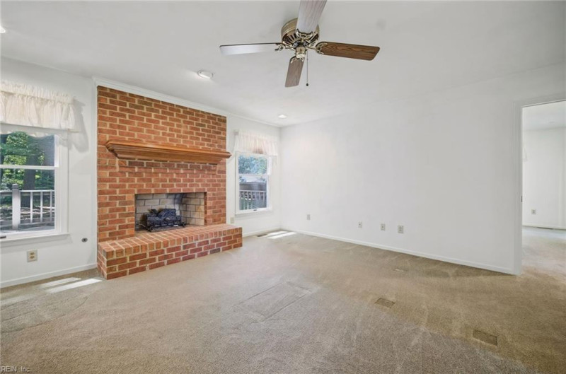 Photo 10 of 50 residential for sale in Chesapeake virginia