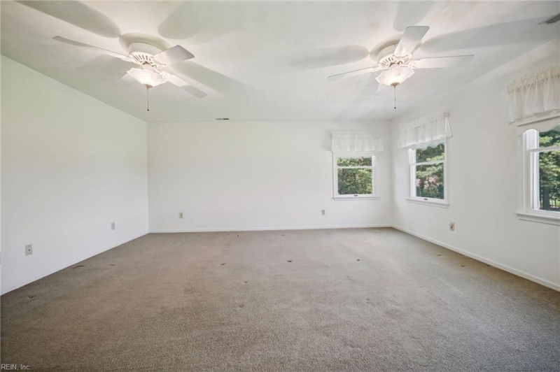 Photo 15 of 50 residential for sale in Chesapeake virginia