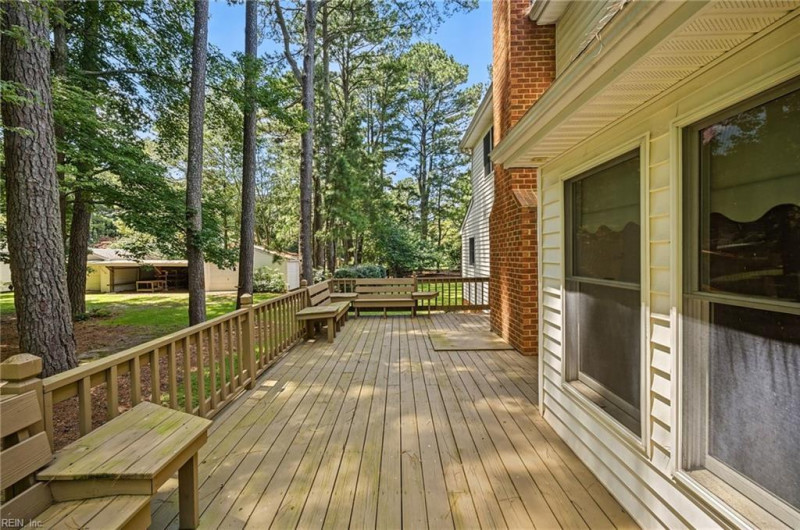 Photo 36 of 50 residential for sale in Chesapeake virginia
