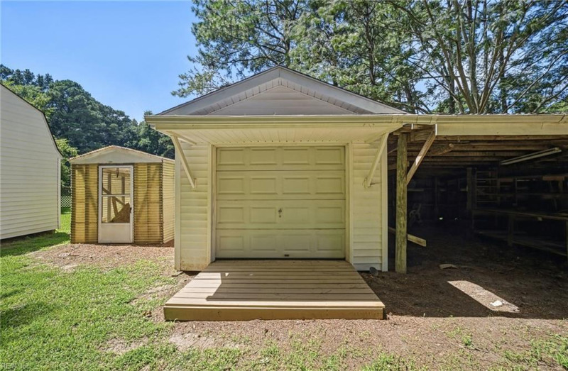 Photo 42 of 50 residential for sale in Chesapeake virginia