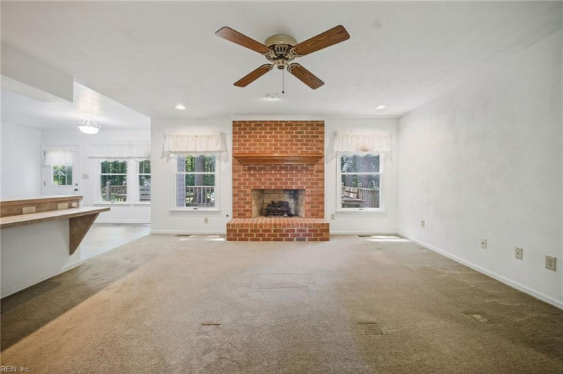 Photo 9 of 50 residential for sale in Chesapeake virginia