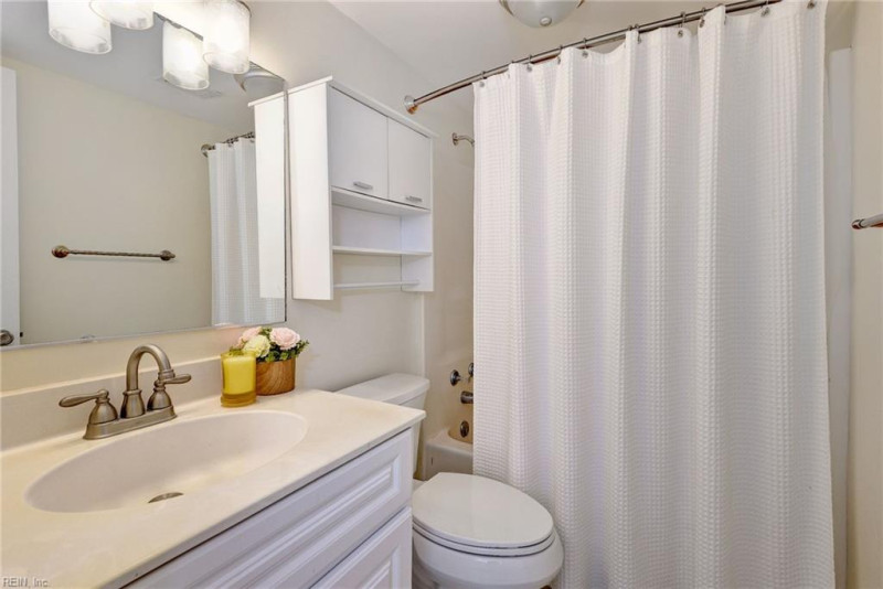 Photo 16 of 17 residential for sale in Williamsburg virginia