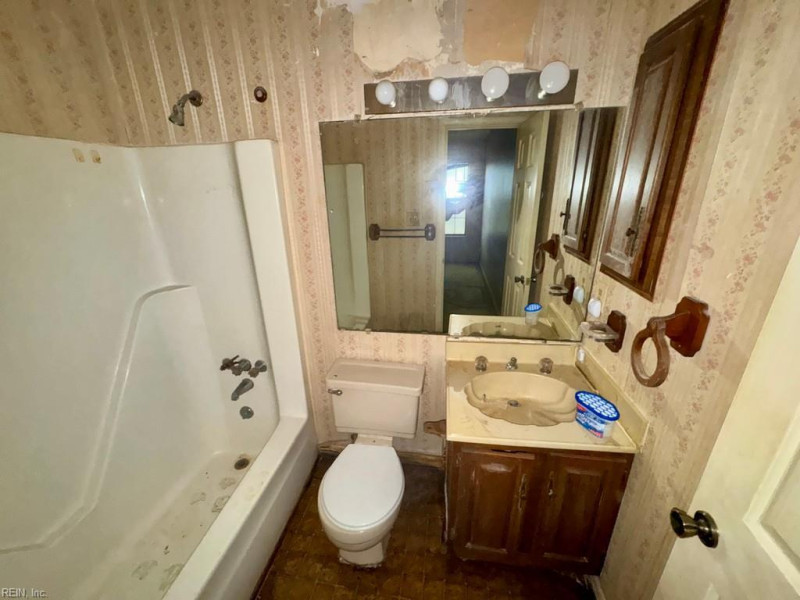 Photo 13 of 13 residential for sale in Virginia Beach virginia