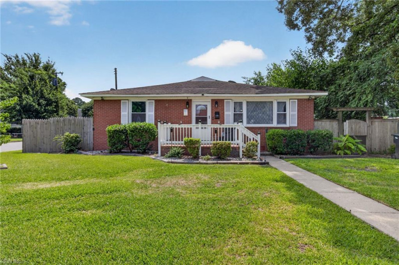 Photo 1 of 27 residential for sale in Portsmouth virginia