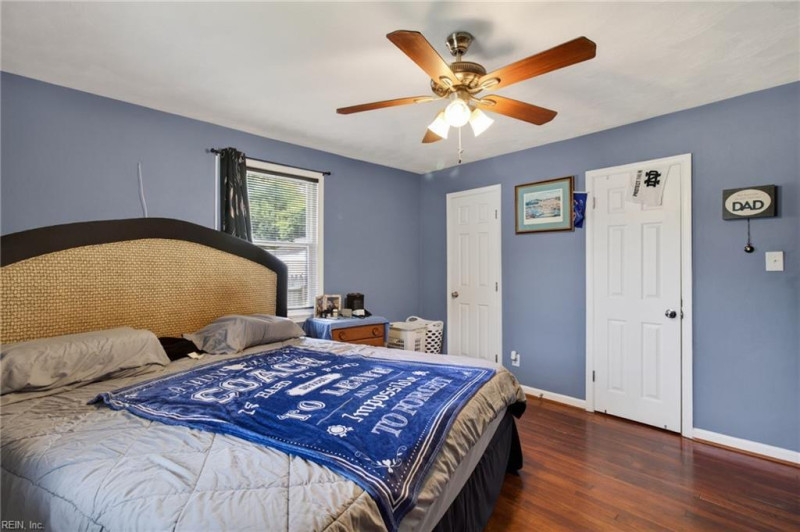 Photo 15 of 27 residential for sale in Portsmouth virginia