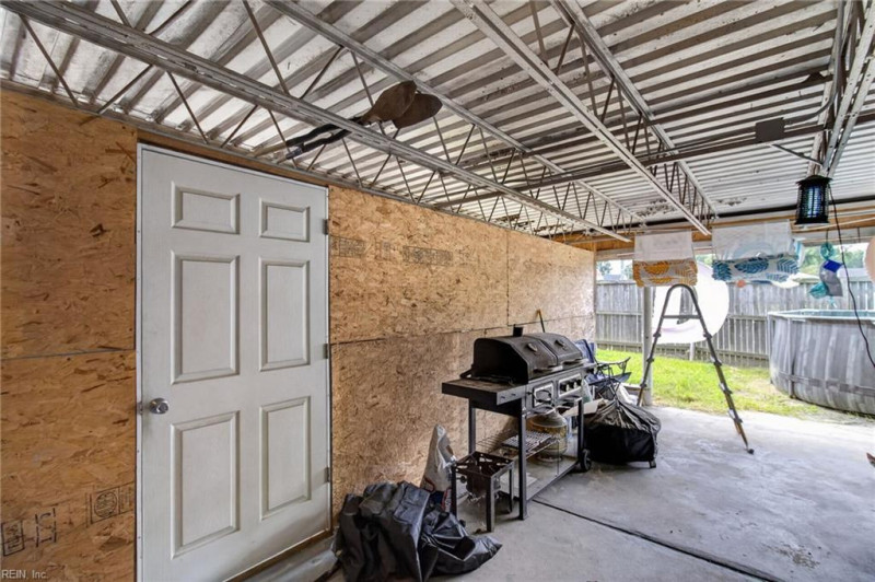 Photo 23 of 27 residential for sale in Portsmouth virginia