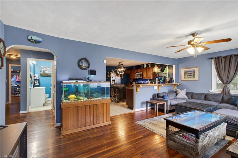 Photo 6 of 27 residential for sale in Portsmouth virginia