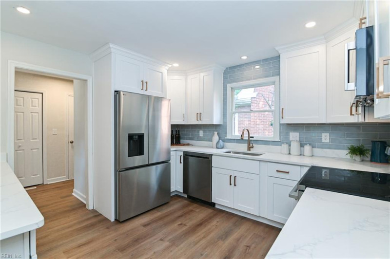 Photo 11 of 49 residential for sale in Norfolk virginia