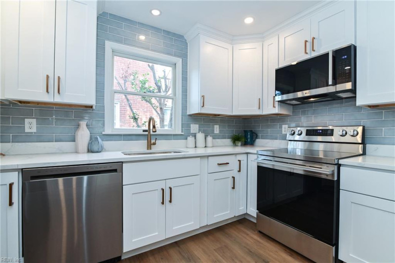Photo 15 of 49 residential for sale in Norfolk virginia