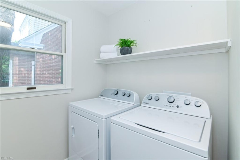 Photo 18 of 49 residential for sale in Norfolk virginia