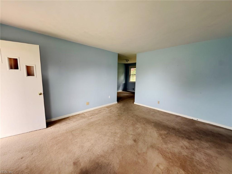 Photo 2 of 26 residential for sale in Chesapeake virginia