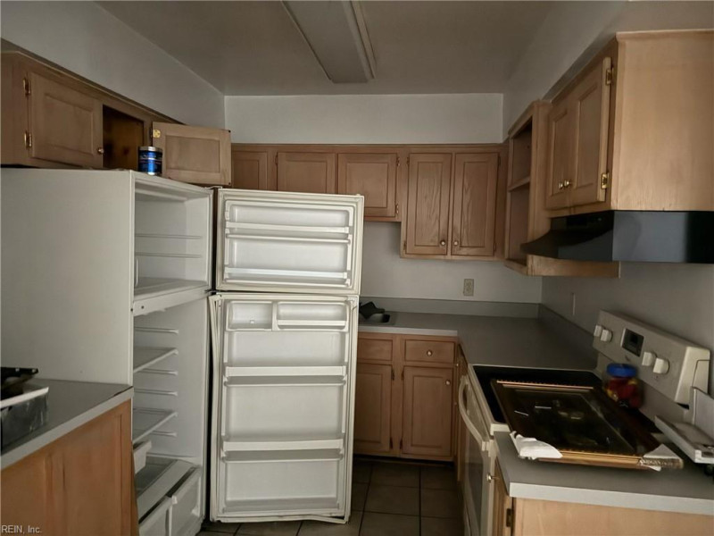 Photo 7 of 11 residential for sale in Norfolk virginia Photo 7 of 11 residential for sale in Norfolk virginia
