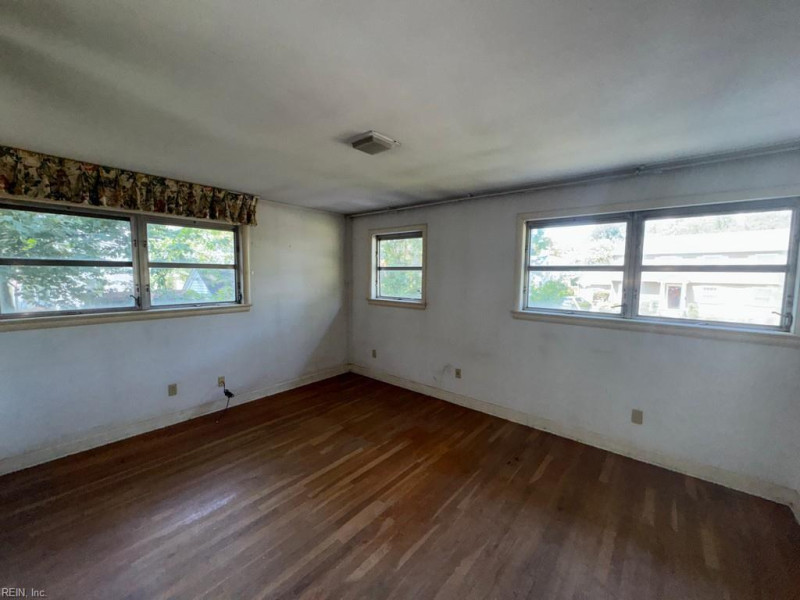 Photo 20 of 28 residential for sale in Norfolk virginia Photo 20 of 28 residential for sale in Norfolk virginia
