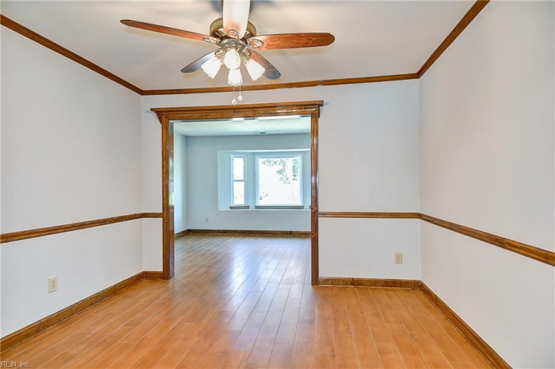 Photo 10 of 47 residential for sale in Virginia Beach virginia