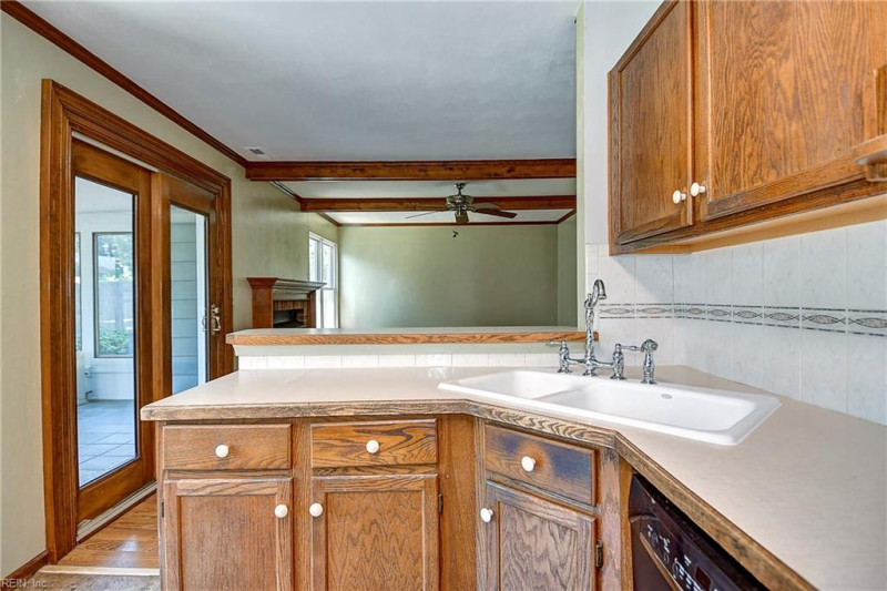 Photo 19 of 47 residential for sale in Virginia Beach virginia