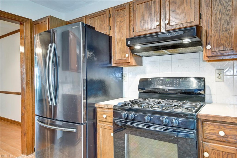 Photo 20 of 47 residential for sale in Virginia Beach virginia
