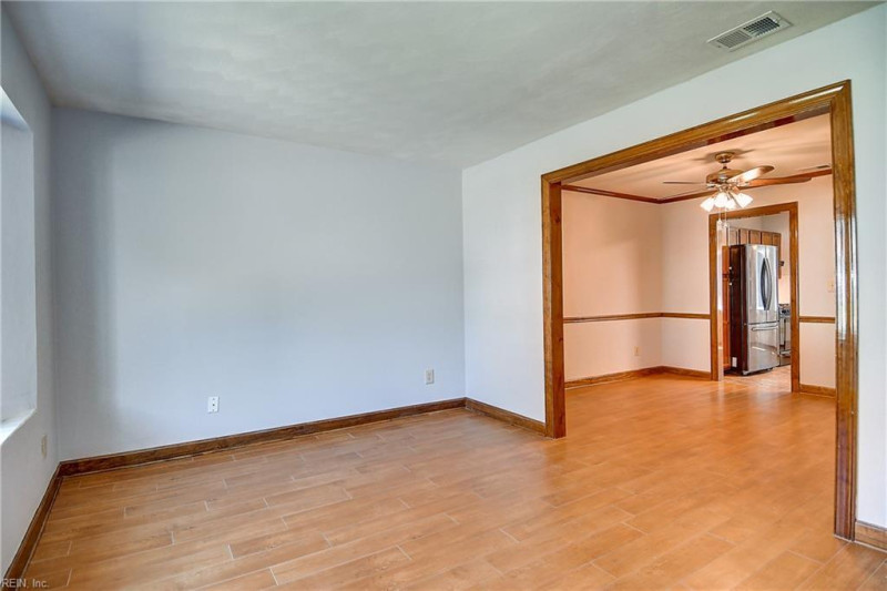 Photo 8 of 47 residential for sale in Virginia Beach virginia