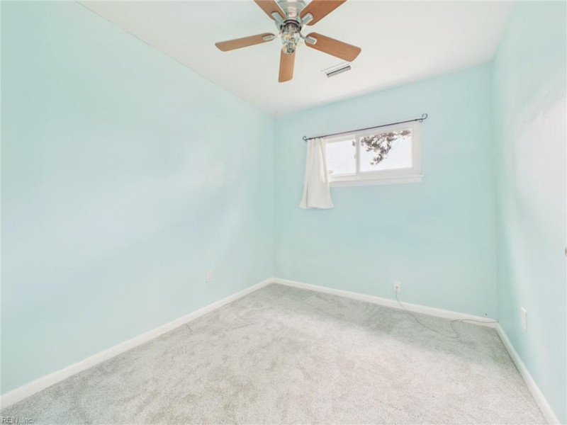 Photo 18 of 43 residential for sale in Virginia Beach virginia