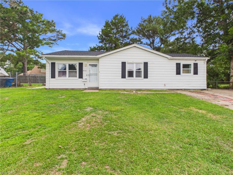 Photo 2 of 43 residential for sale in Virginia Beach virginia