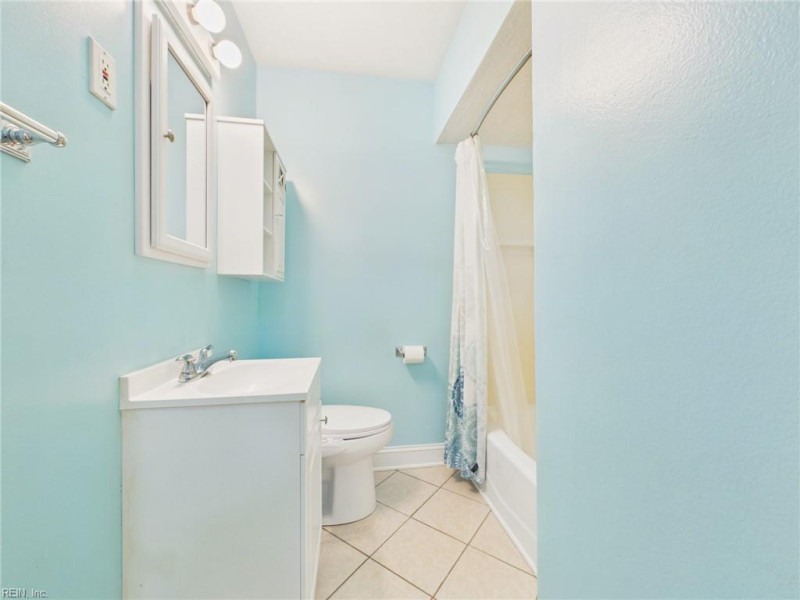 Photo 22 of 43 residential for sale in Virginia Beach virginia